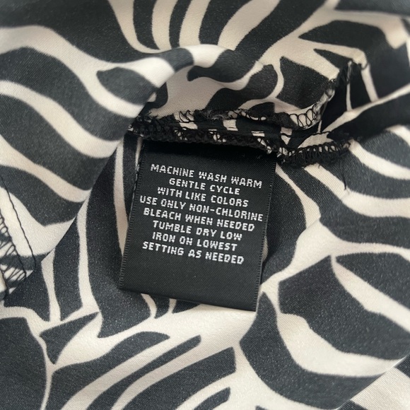 NWOT East 5th Brand Black & White Button-Up Shirt Women’s Size 18 - Picture 10 of 16